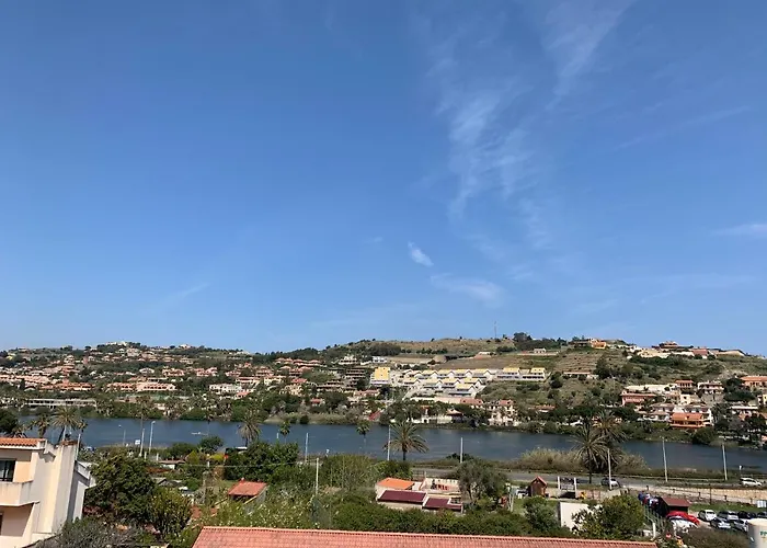 Alba Sullo Stretto *